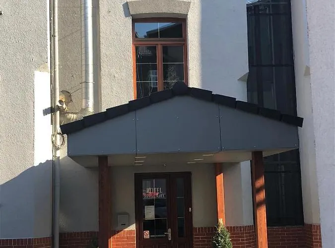 Hotel Na Kafkové 3*